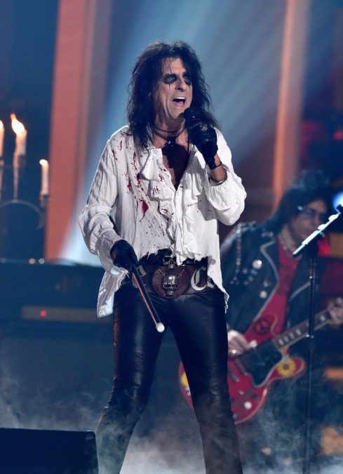 Alice Cooper - 12/17 - Kevork Djansezian/Getty Images